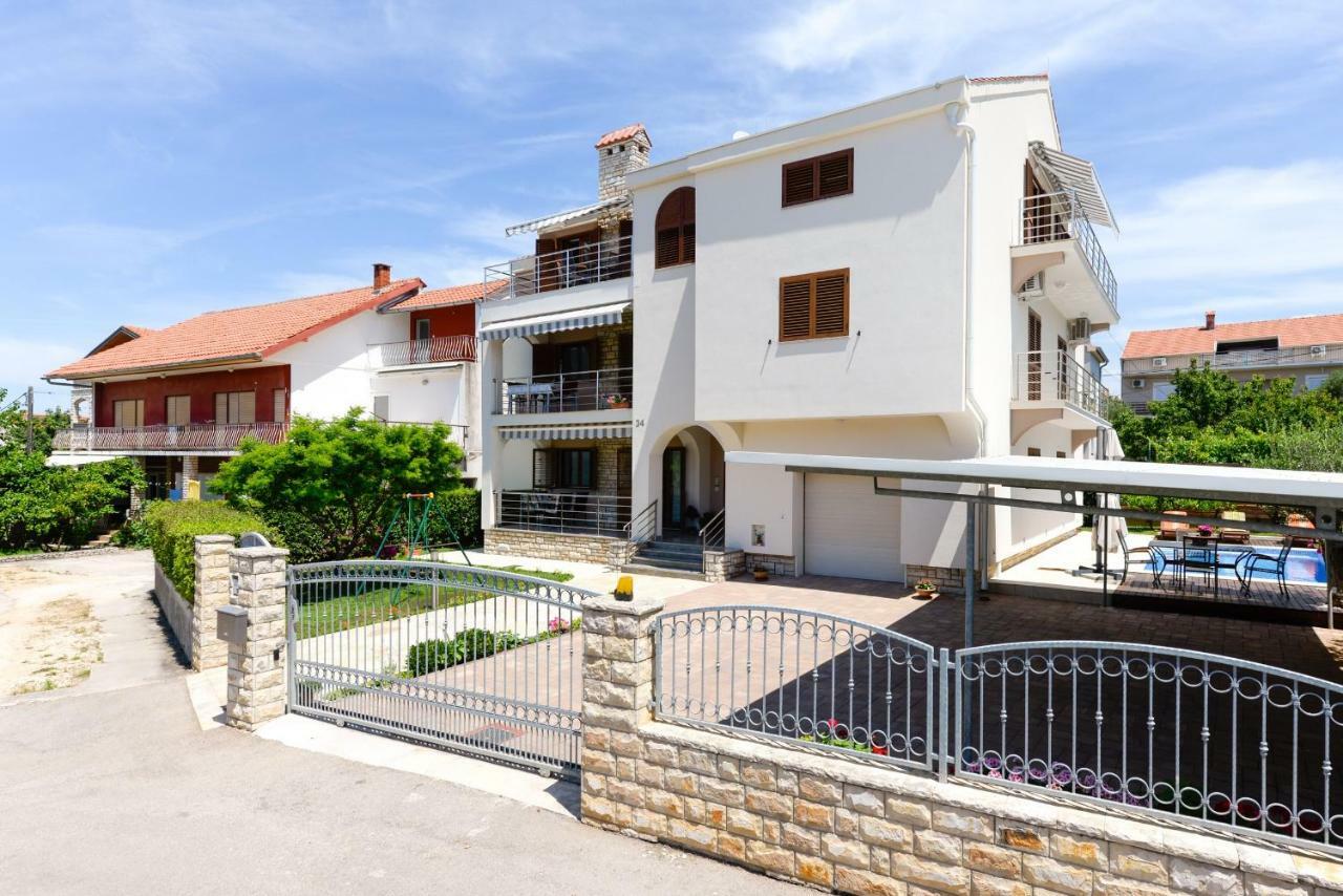 Apartmani Bosa 扎达尔 外观 照片