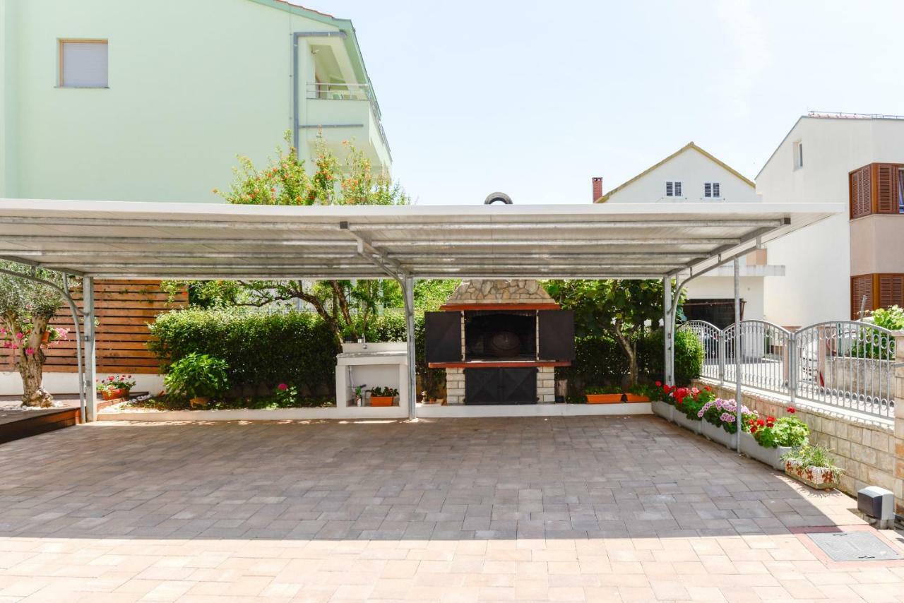 Apartmani Bosa 扎达尔 外观 照片