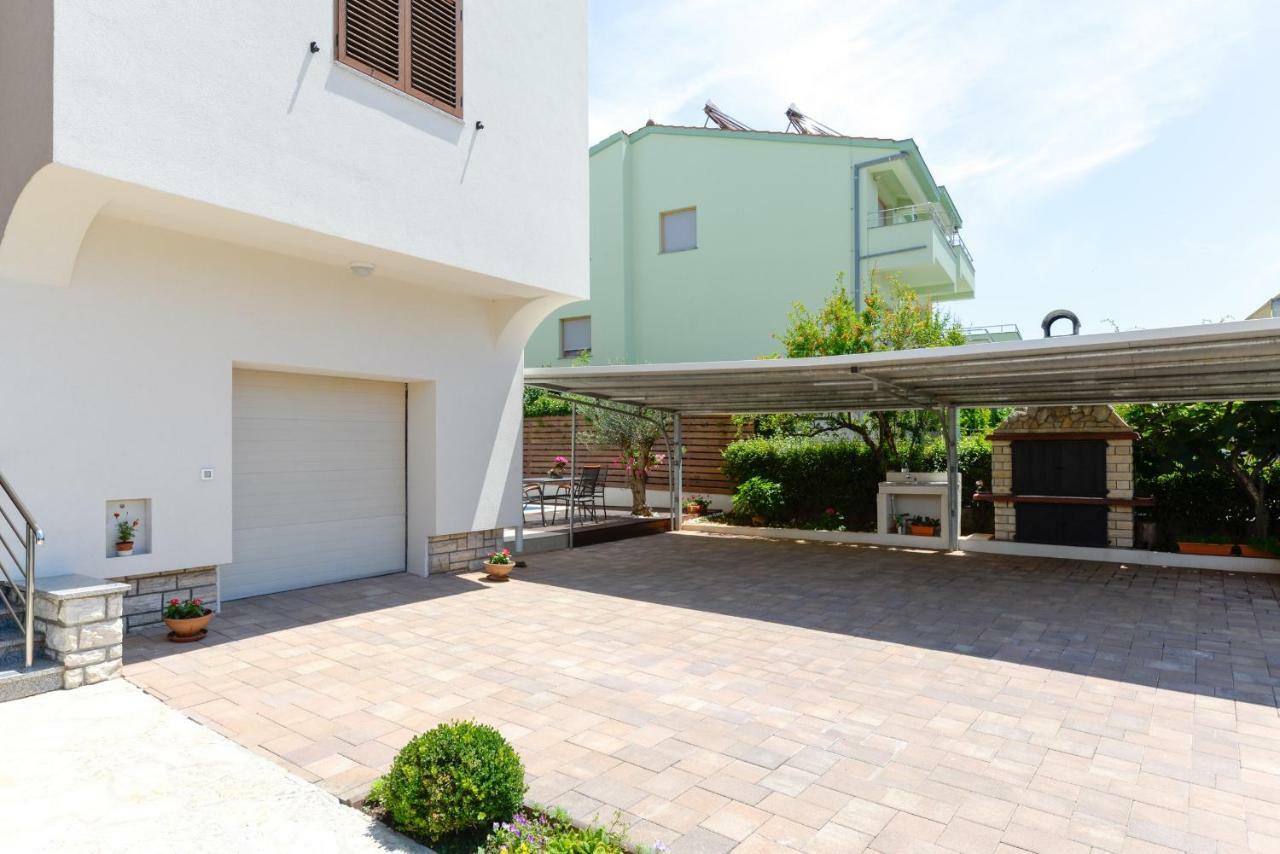 Apartmani Bosa 扎达尔 外观 照片