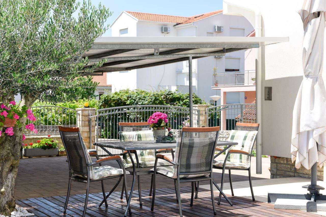 Apartmani Bosa 扎达尔 外观 照片