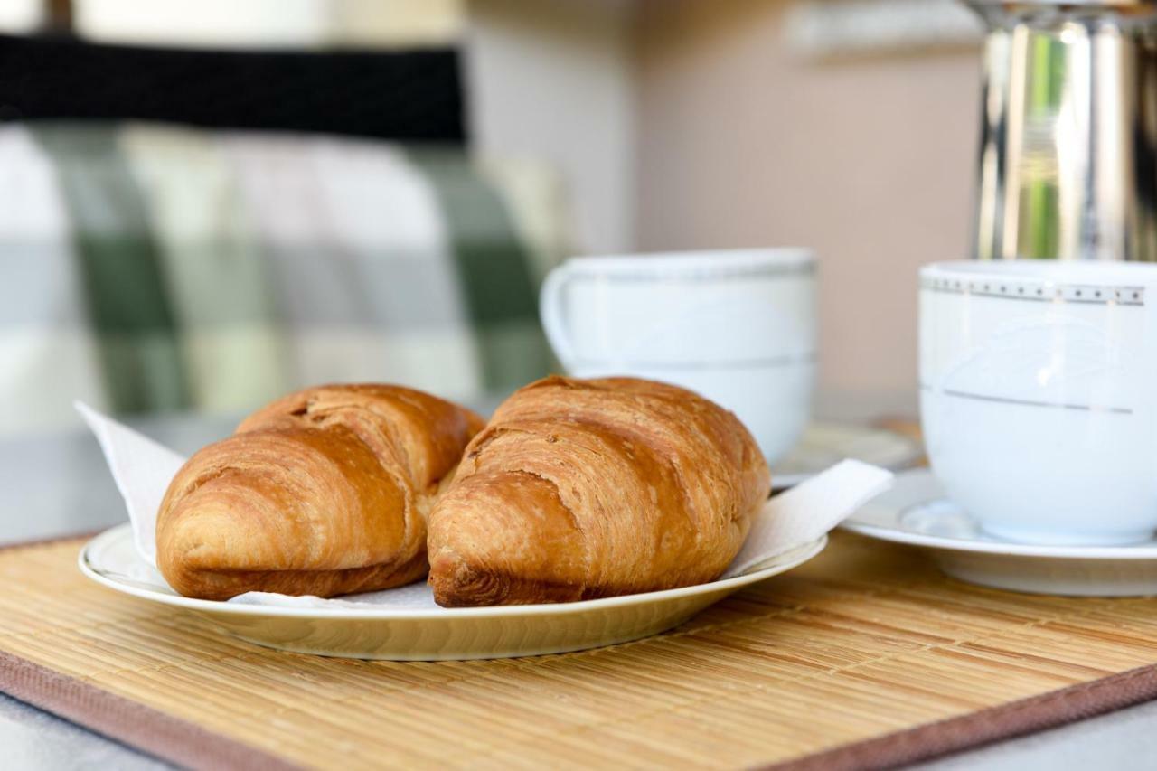 Apartmani Bosa 扎达尔 外观 照片