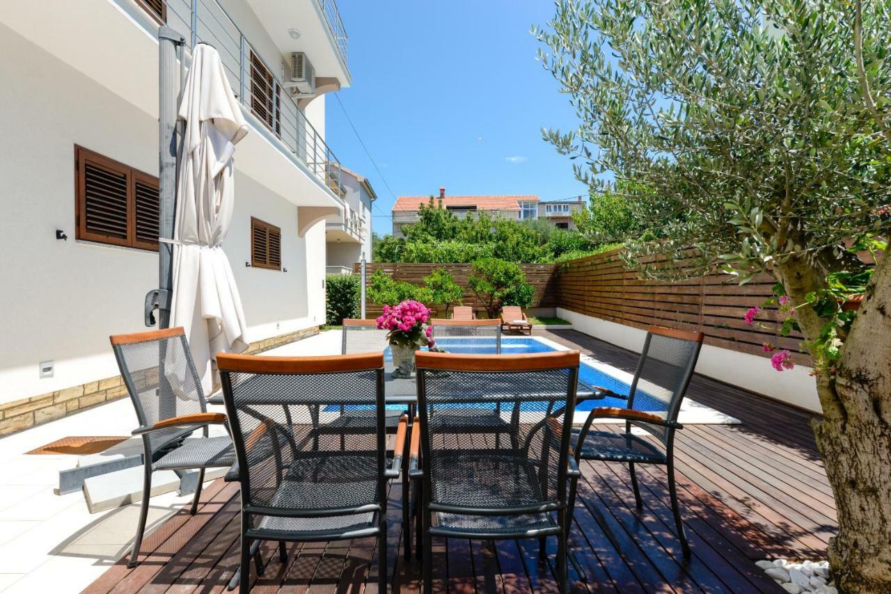 Apartmani Bosa 扎达尔 外观 照片