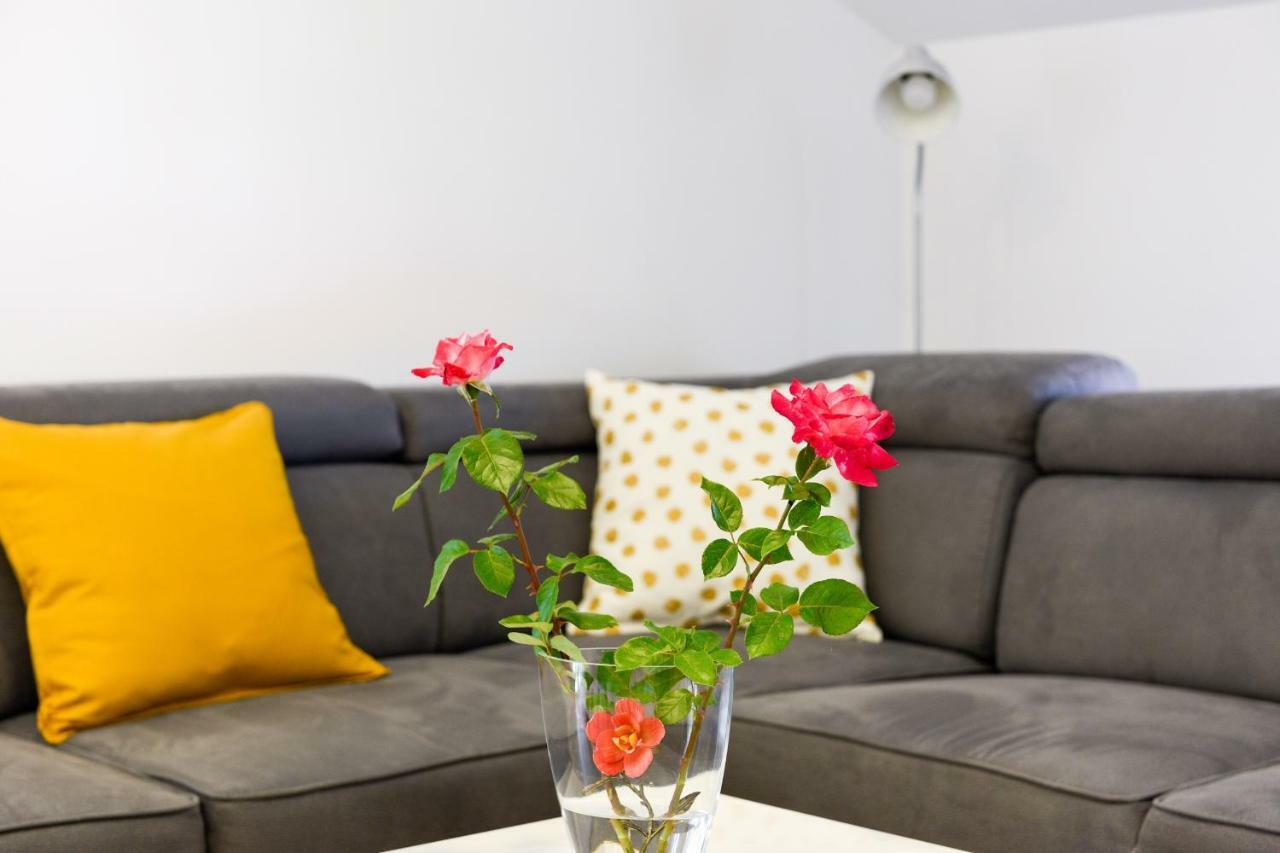 Apartmani Bosa 扎达尔 外观 照片